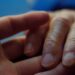 RS terá 1ª certificação acadêmica da América Latina em ‘doulas da morte’; conheça trabalho de quem acompanha o fim da vida