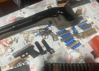 Sócio de agência da Serra Gaúcha é preso por posse ilegal de arma durante operação contra milícia digital no Amapá